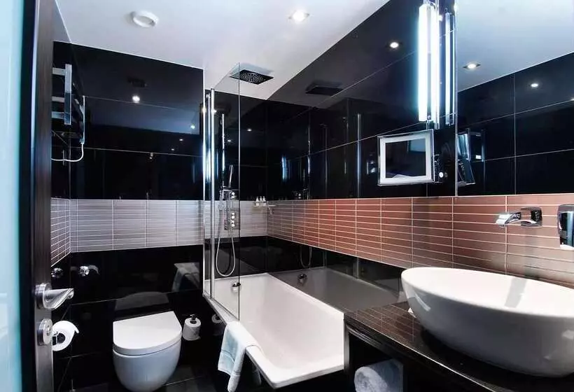 Montcalm Brewery Townhouse