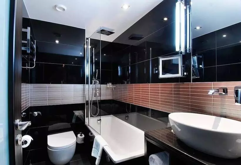 Montcalm Brewery Townhouse