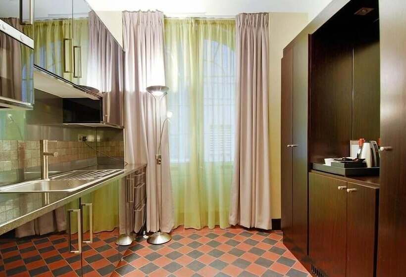 Montcalm Brewery Townhouse