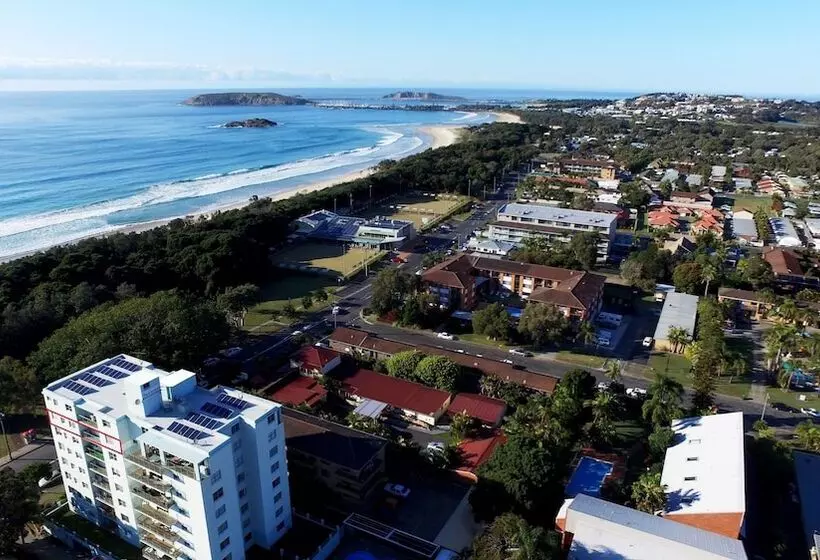 Tradewinds Apartments