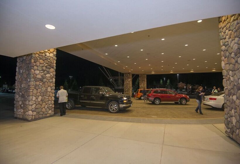 Winriver Resort And Casino