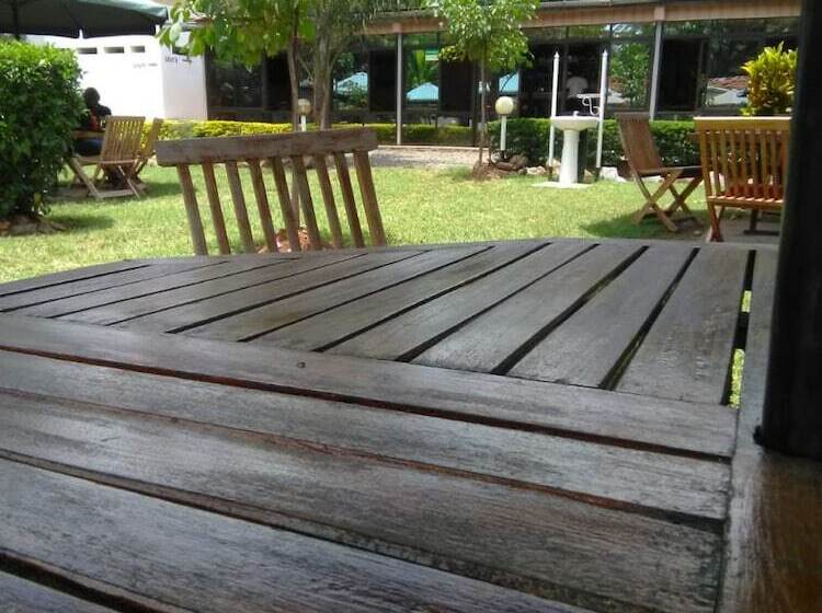 هتل El Paso Gardens Kisumu