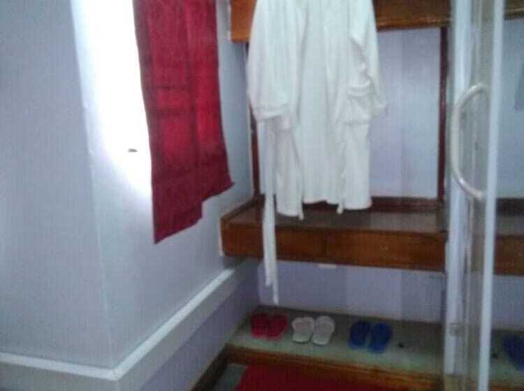 هتل El Paso Gardens Kisumu