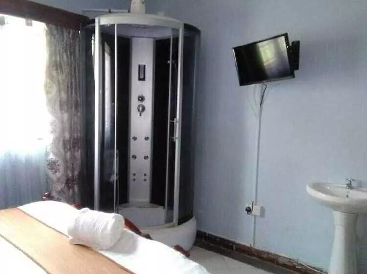 هتل El Paso Gardens Kisumu