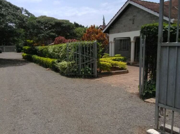 هتل El Paso Gardens Kisumu