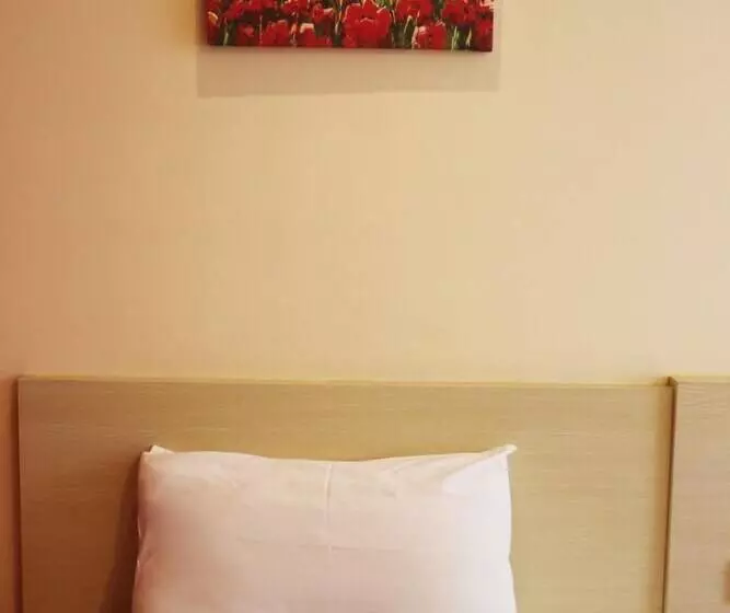 Hotelli Hanting Express Qidong Jianghai Middle Road