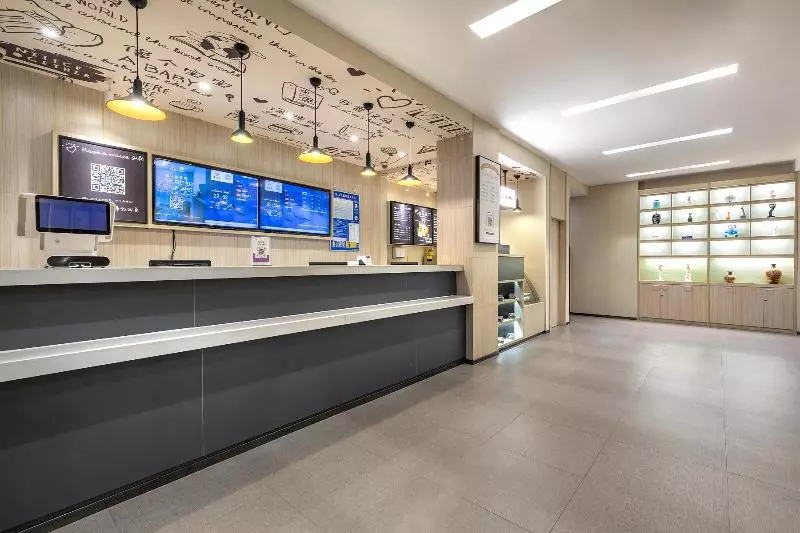 Hotelli Hanting Express Qidong Jianghai Middle Road