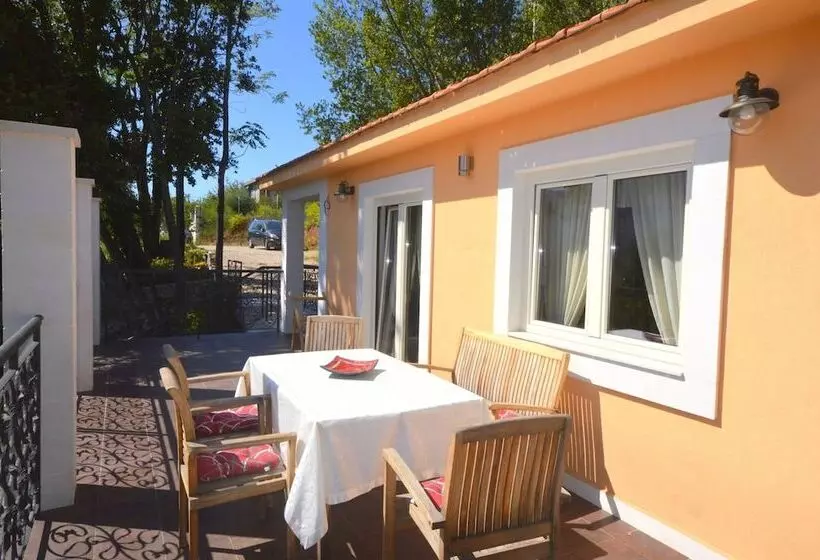 هتل Lazzaro Apartments