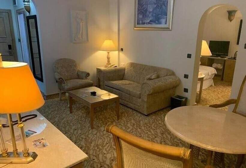 Отель Tas Saray Bardakci