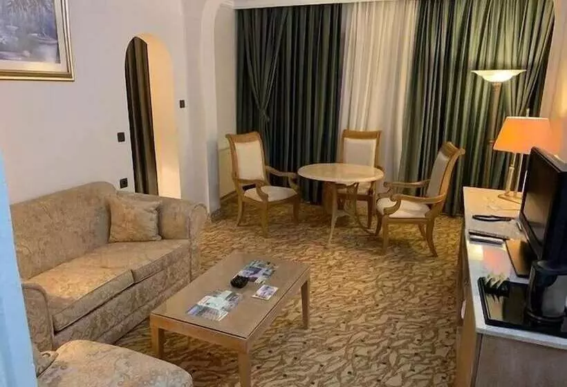 ホテル Tas Saray Bardakci