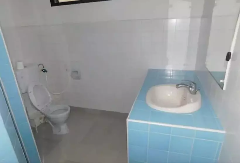 هتل Bubbles Cottages