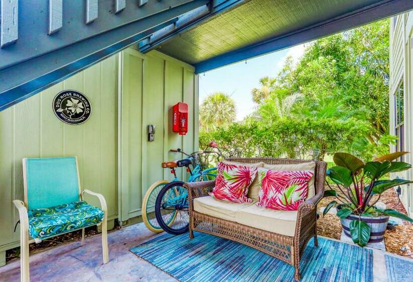 בית מלון כפרי Clipper Cabana Beachwalk Condo