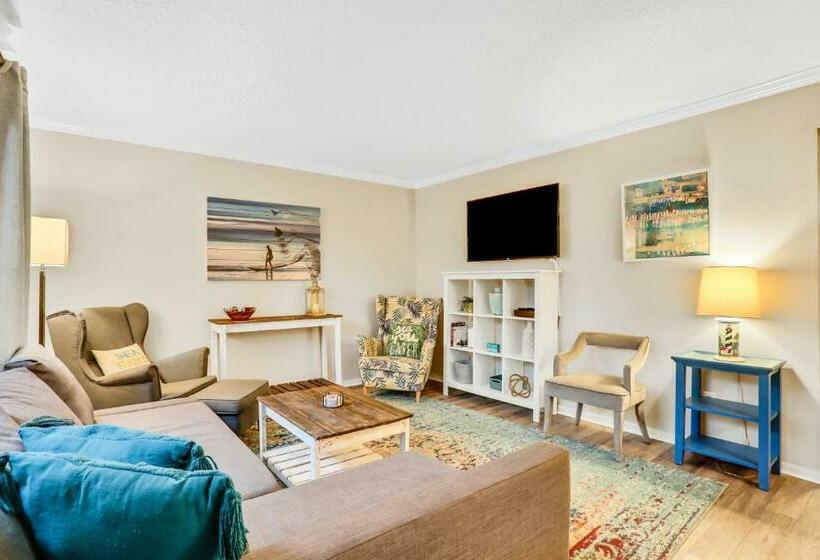 בית מלון כפרי Clipper Cabana Beachwalk Condo