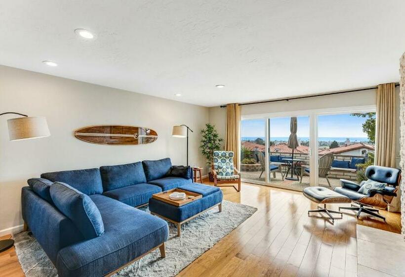 בית מלון כפרי Clover Pacific Views