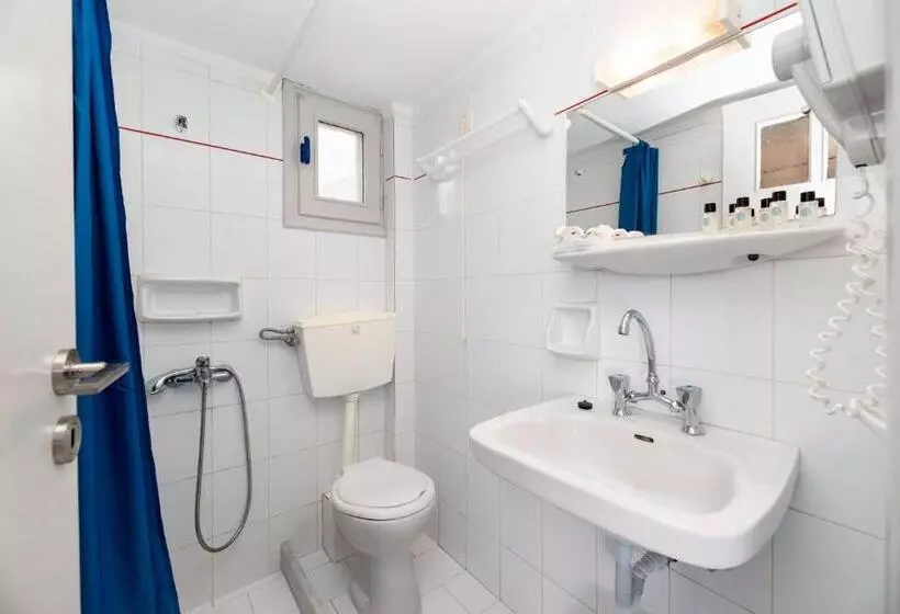 Hotelli Fortuna Perissa