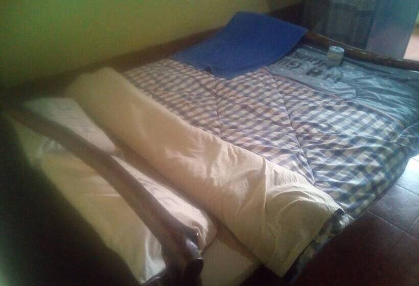 هتل Highway Breeze Restaurant