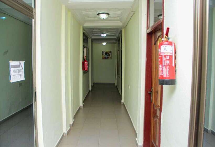 בית מלון כפרי Nbangba