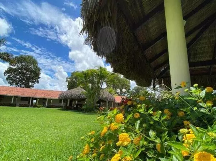 ホテル Recanto Do Araguaia