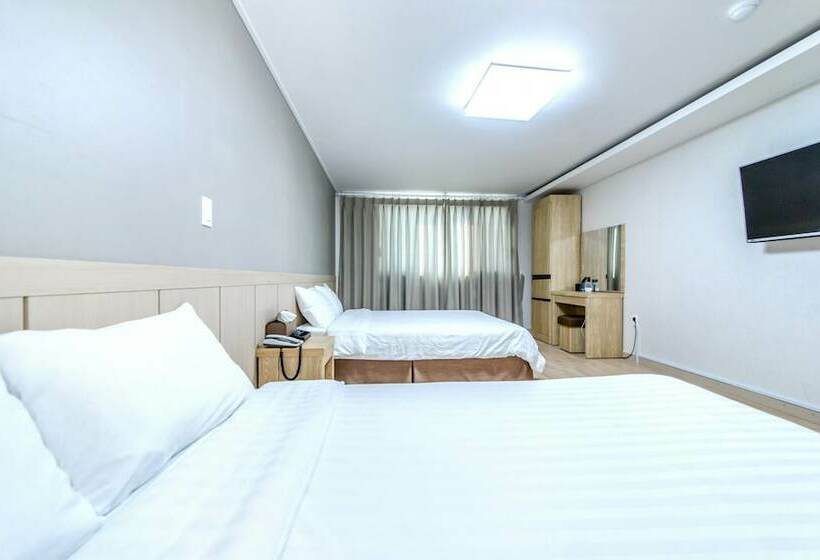 هتل Seogwipo Jay Hill And City