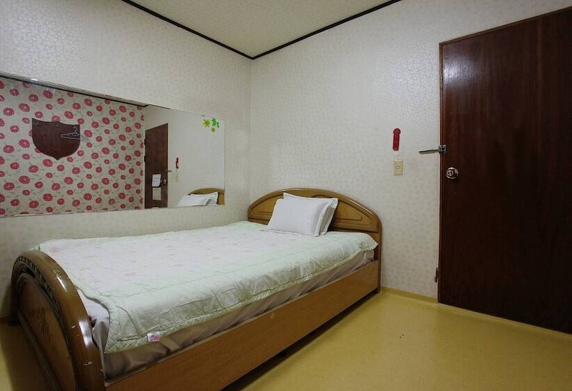 Szálloda Seosan Chowon Park