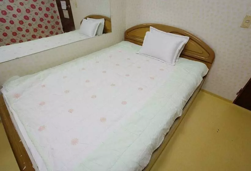 Hotelli Seosan Chowon Park