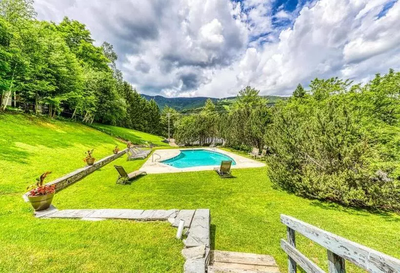 ホテル Sugarbush Ski In/ski Out 2 Bed 2 Bath Apartment In Warren