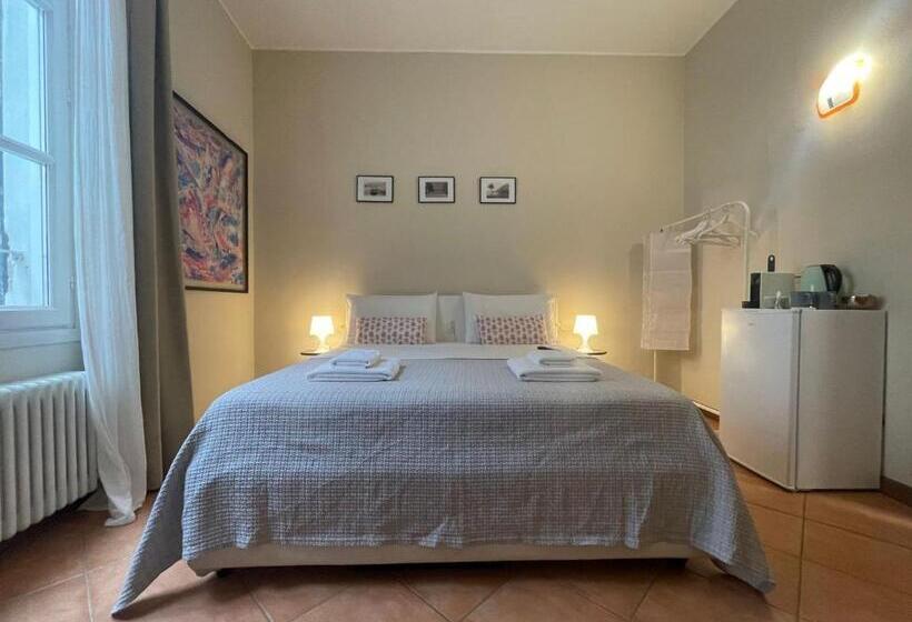 پانسیون La Camera Di Lidia