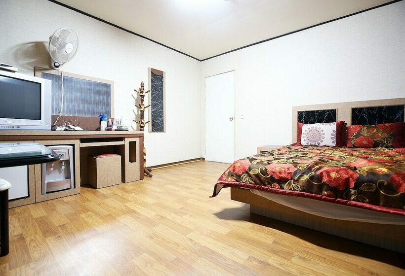 Eumseong Baekmaryeong Motel