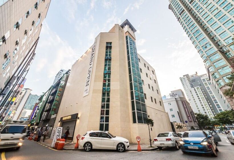 בית מלון כפרי Bundang Golden