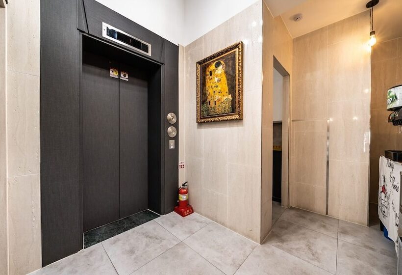 בית מלון כפרי Bundang Golden