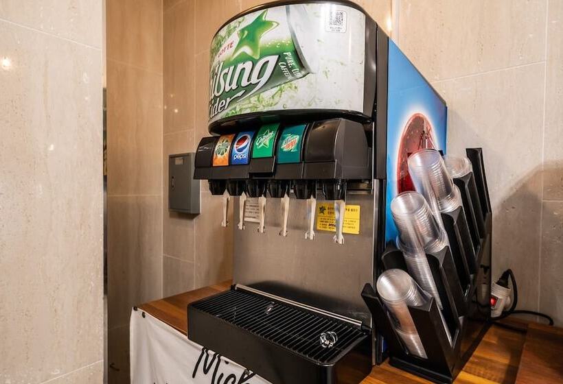 בית מלון כפרי Bundang Golden