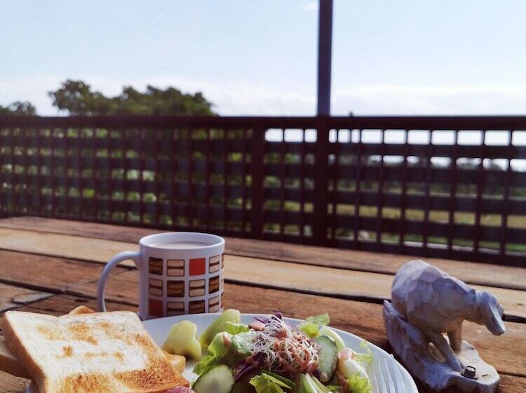 هتل Dulan Red House