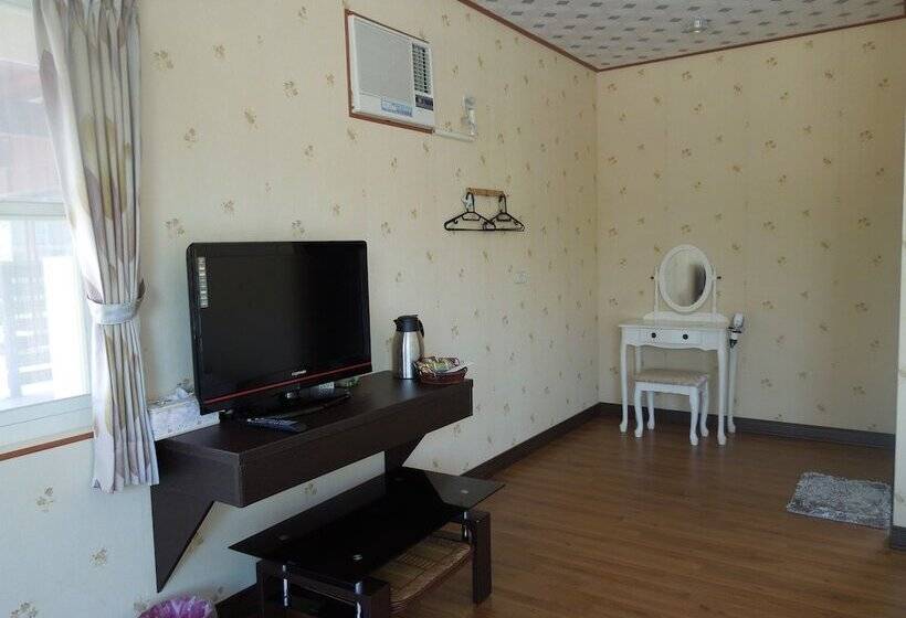 هتل Dulan Red House