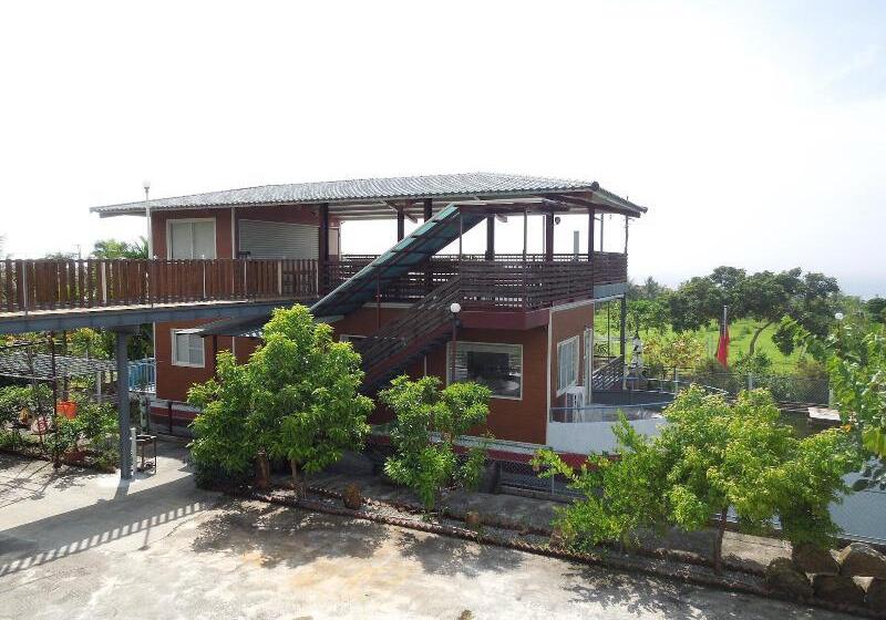 هتل Dulan Red House