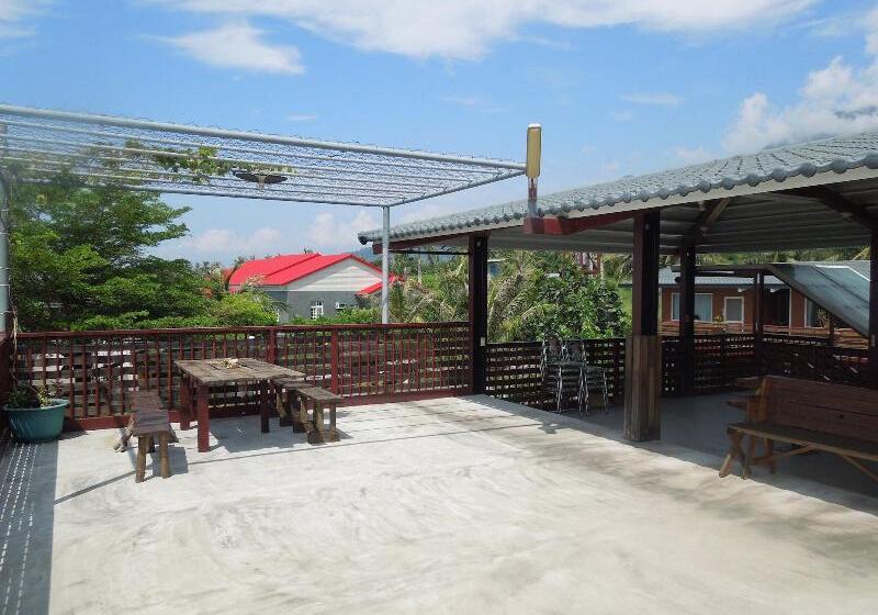 هتل Dulan Red House