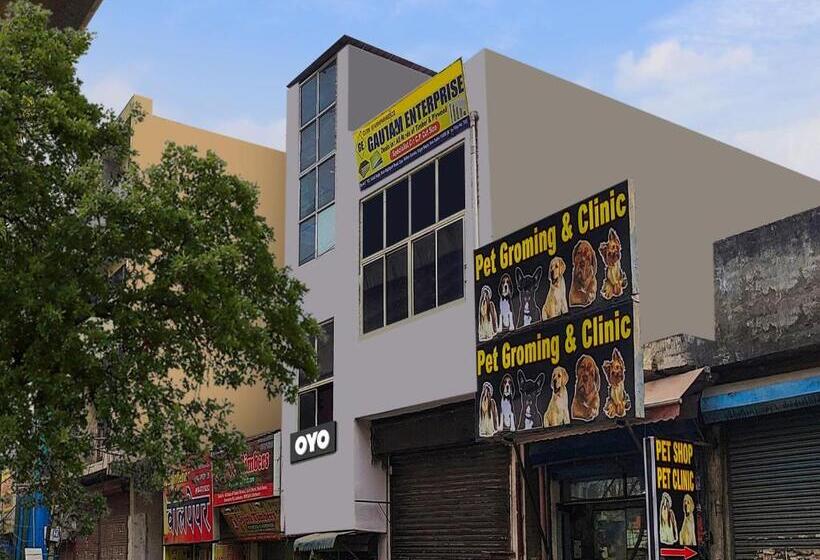 בית מלון כפרי Flagship 700363  Small Town