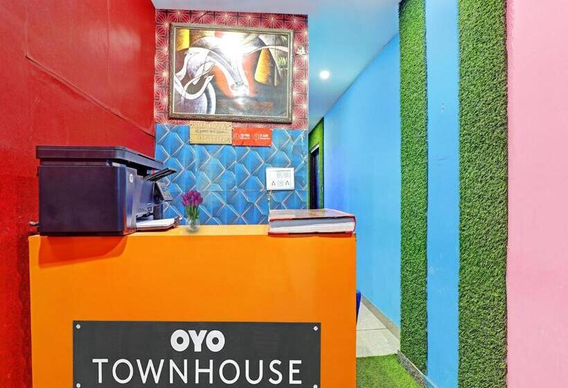 בית מלון כפרי Flagship 700363  Small Town