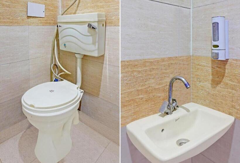 בית מלון כפרי Flagship 700363  Small Town