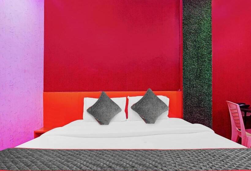 בית מלון כפרי Flagship 700363  Small Town