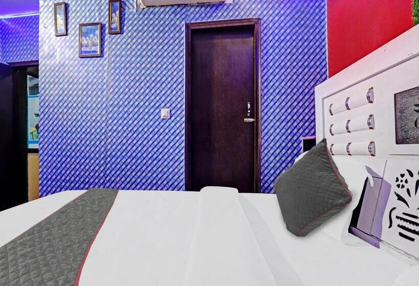 בית מלון כפרי Flagship 700363  Small Town