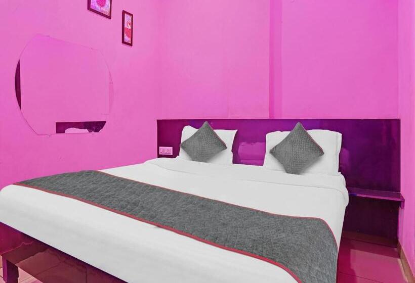 בית מלון כפרי Flagship 700363  Small Town