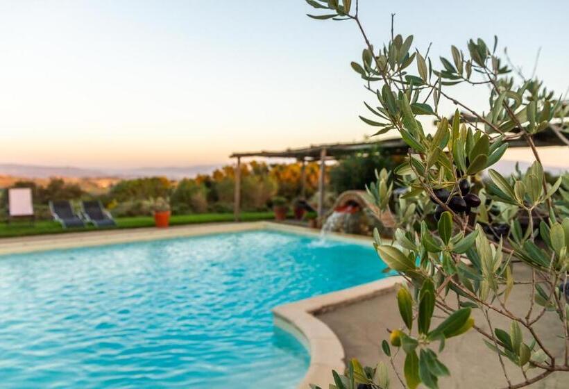 בית מלון כפרי La Cisterna