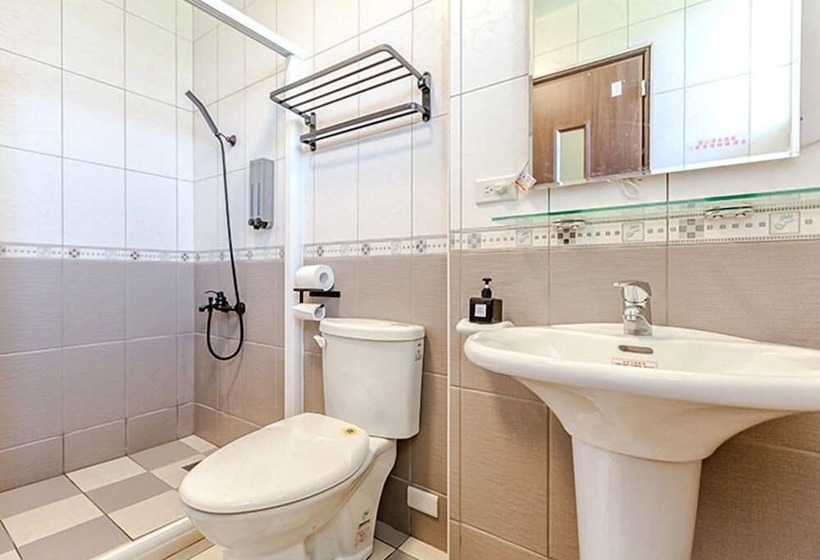 هتل Namiaru Surf Studio