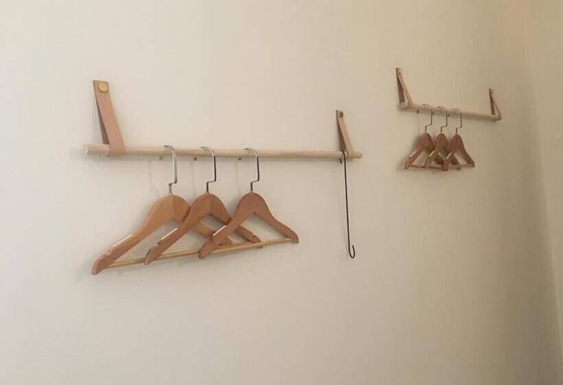 هتل Namiaru Surf Studio