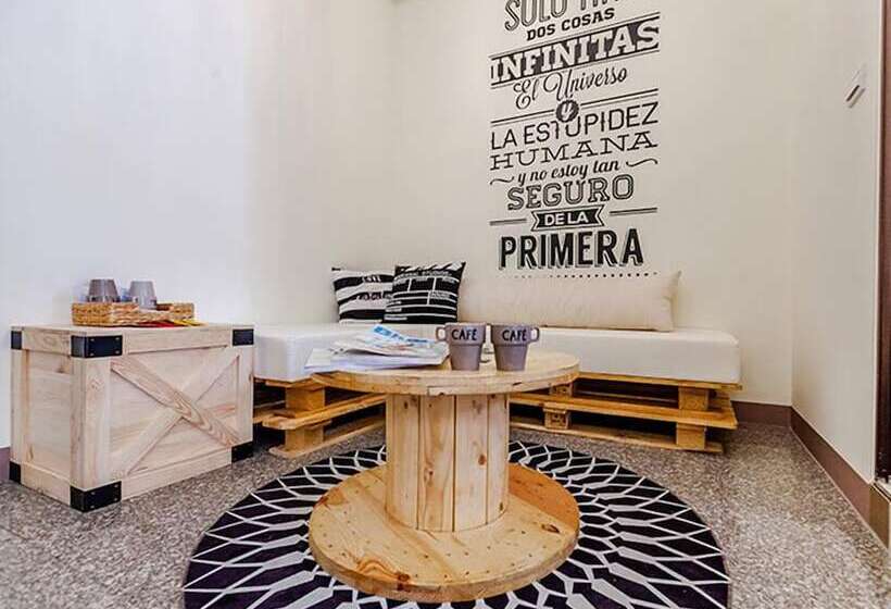 هتل Namiaru Surf Studio