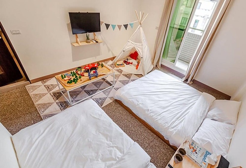 هتل Namiaru Surf Studio