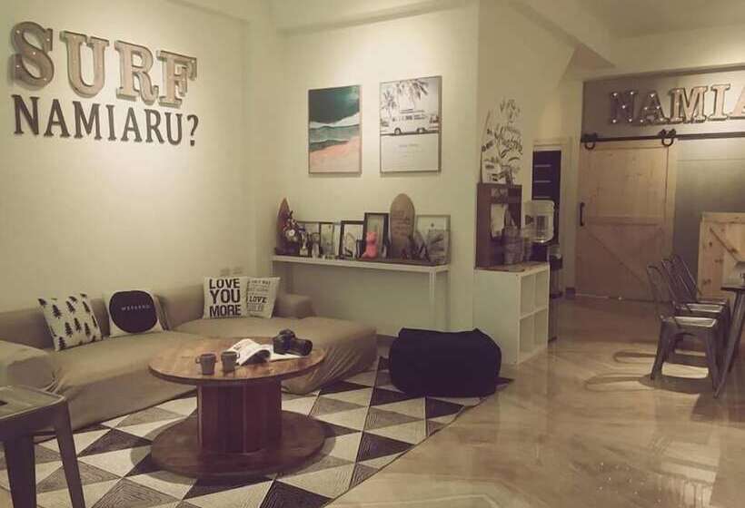 هتل Namiaru Surf Studio