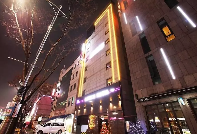 ホテル Seongnam Love Is
