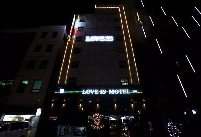 ホテル Seongnam Love Is