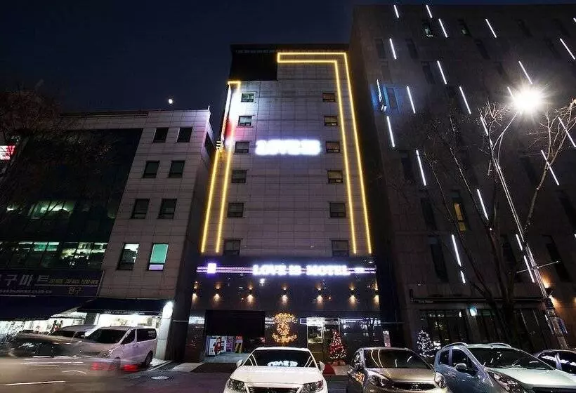 ホテル Seongnam Love Is
